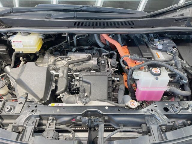 TOYOTA VOXY HYBRID 2020 Image 31