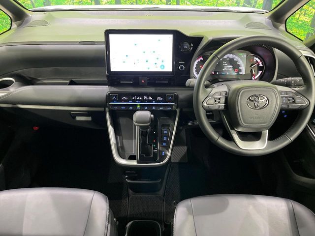 TOYOTA NOAH 4WD 2025 Image 31