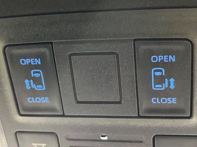 TOYOTA NOAH 4WD 2025 Image 31