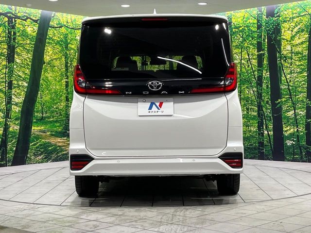 TOYOTA NOAH 4WD 2025 Image 31