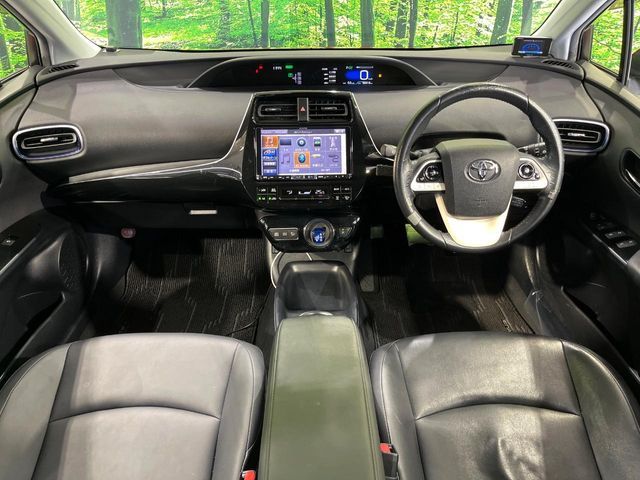 TOYOTA PRIUS 4WD 2017 Image 31