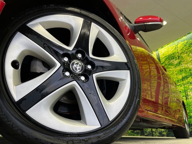 TOYOTA PRIUS 4WD 2017 Image 31