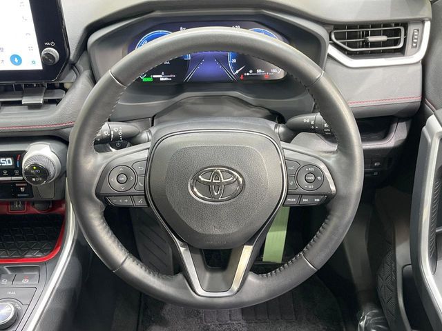 TOYOTA RAV4 HYBRID 4WD 2023 Image 31