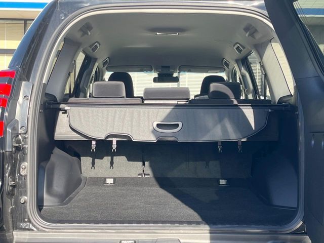 TOYOTA LANDCRUISER PRADO 2023 Image 31
