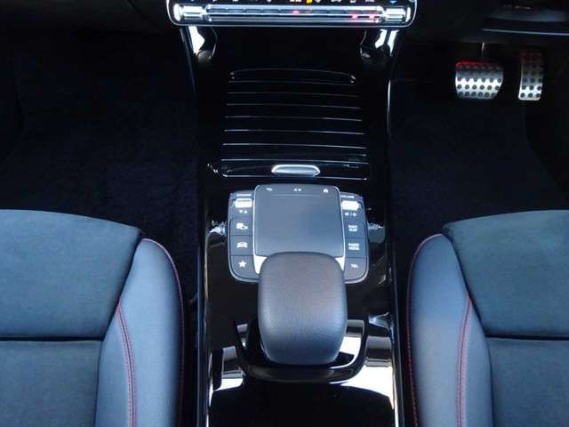 MERCEDES BENZ A CLAS 2022 Image 31