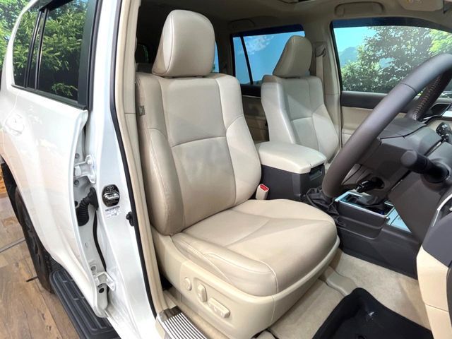 TOYOTA LANDCRUISER PRADO 2023 Image 31