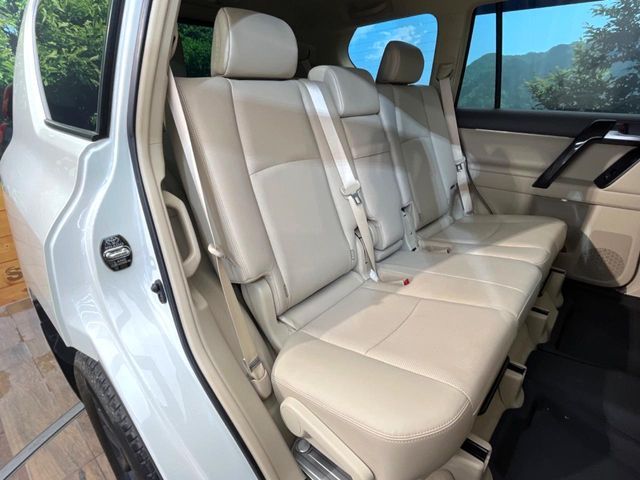 TOYOTA LANDCRUISER PRADO 2023 Image 31