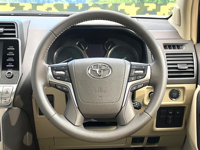 TOYOTA LANDCRUISER PRADO 2023 Image 31