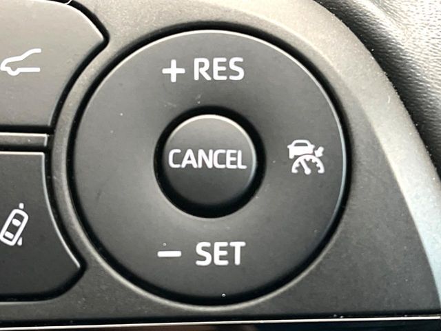 TOYOTA HARRIER 2WD 2023 Image 31