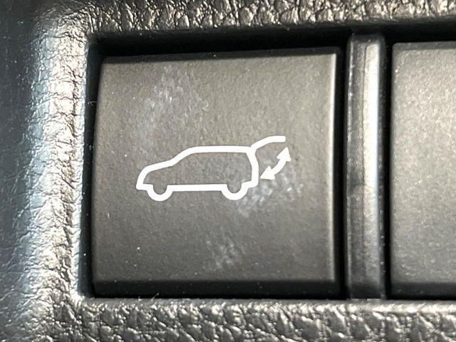 TOYOTA HARRIER 2WD 2023 Image 31