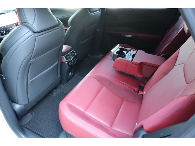 TOYOTA LEXUS RX500H 2023 Image 31