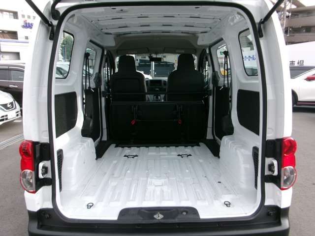 NISSAN NV200 VANETTE VAN 2018 Image 31