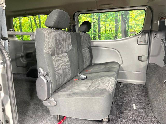 NISSAN NV350 CARAVAN 2019 Image 31