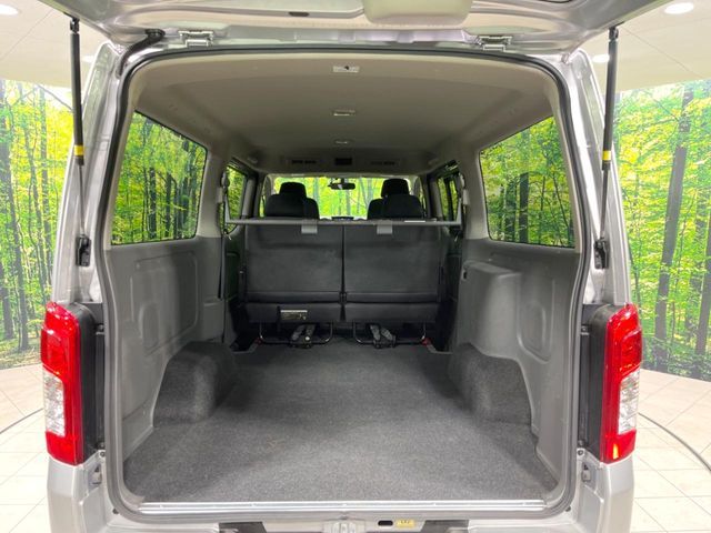 NISSAN NV350 CARAVAN 2019 Image 31