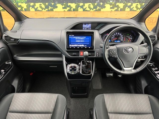 TOYOTA VOXY 2019 Image 31