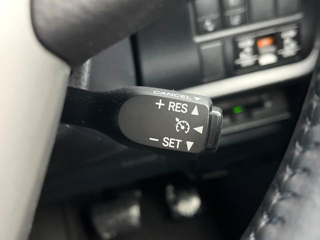 TOYOTA VOXY 2019 Image 31