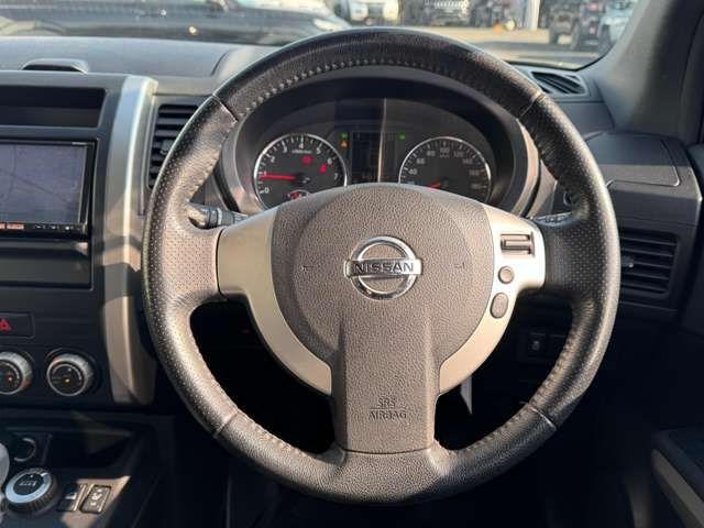 NISSAN X-TRAIL 4WD 2013 Image 31