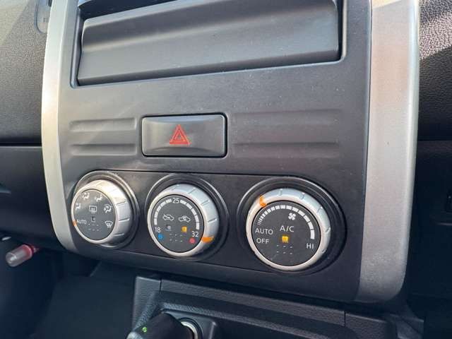 NISSAN X-TRAIL 4WD 2013 Image 31