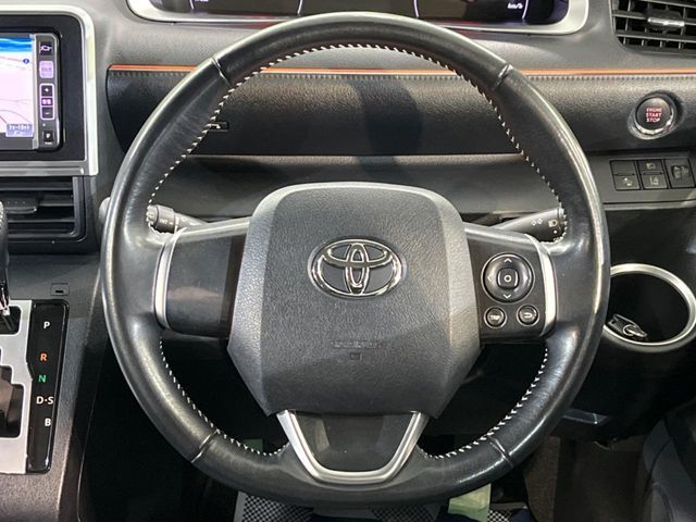 TOYOTA SIENTA 2018 Image 31