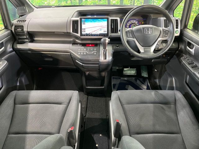 HONDA STEPWAGON SPADA 2015 Image 31