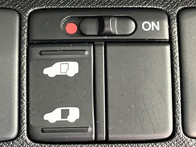 HONDA STEPWAGON SPADA 2015 Image 31