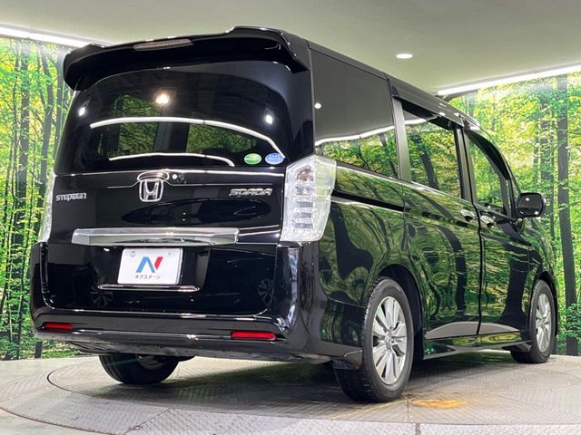 HONDA STEPWAGON SPADA 2015 Image 31