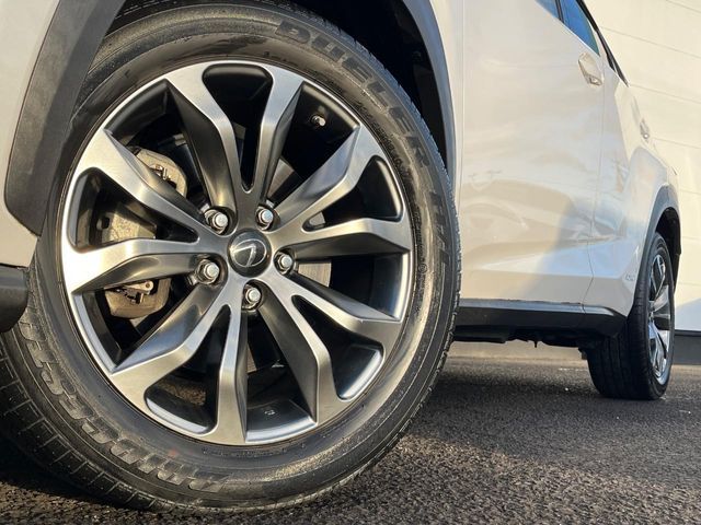 TOYOTA LEXUS NX300H AWD 2015 Image 31