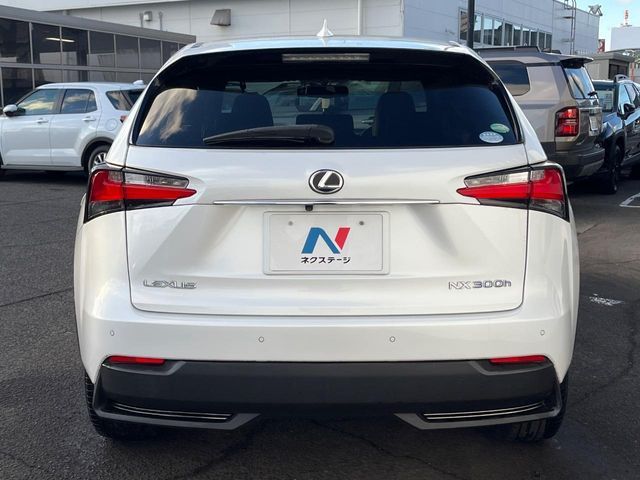 TOYOTA LEXUS NX300H AWD 2015 Image 31