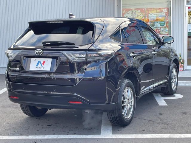 TOYOTA HARRIER 2WD 2017 Image 31