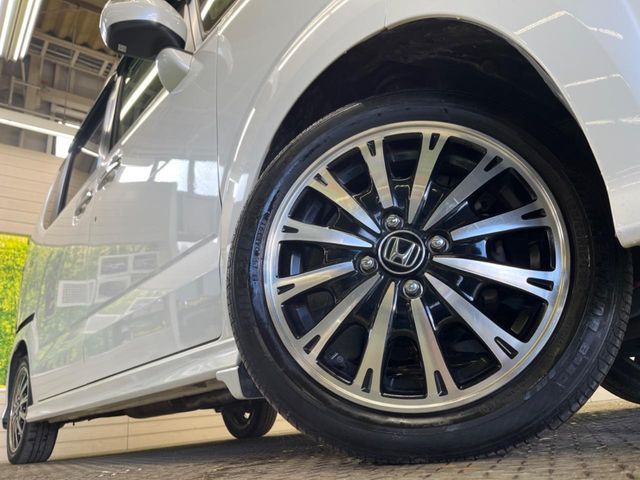 HONDA N BOX CUSTOM 2017 Image 31