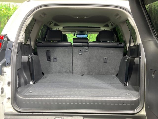 TOYOTA LANDCRUISER PRADO 2023 Image 31