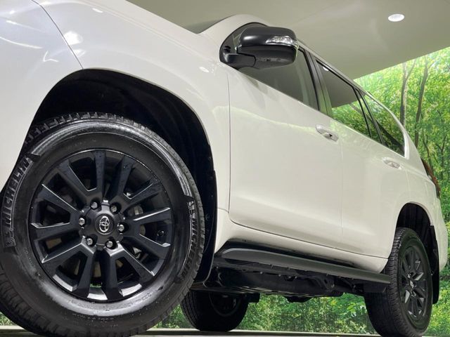 TOYOTA LANDCRUISER PRADO 2023 Image 31