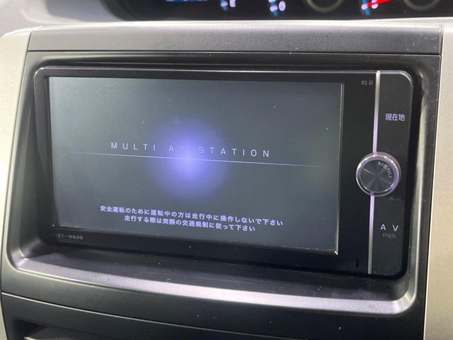 TOYOTA VOXY 2013 Image 31