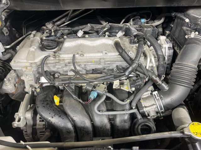 TOYOTA VOXY 2013 Image 31