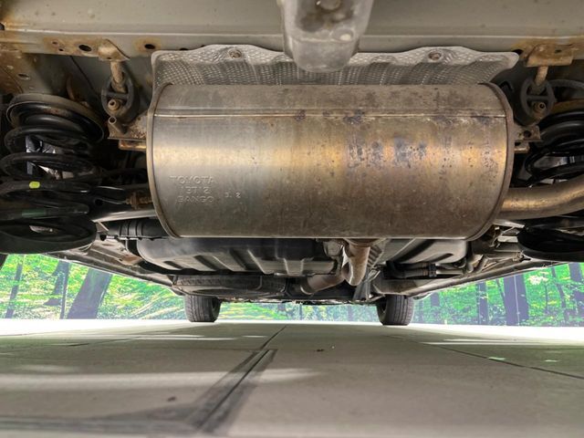 TOYOTA VOXY 2013 Image 31