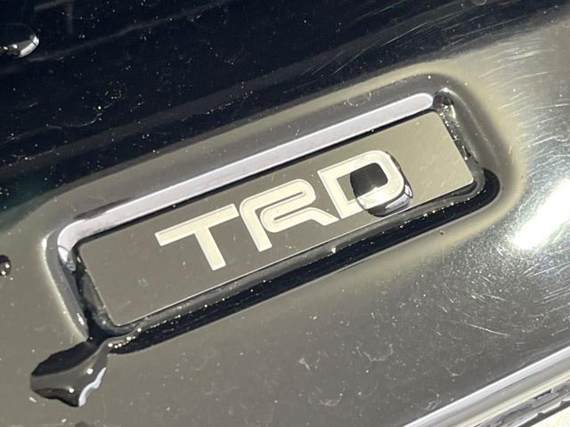 TOYOTA PRIUS 2019 Image 31