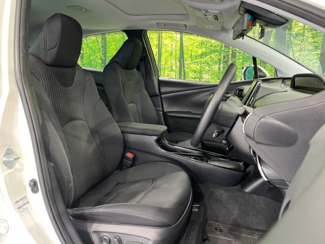 TOYOTA PRIUS 2019 Image 31