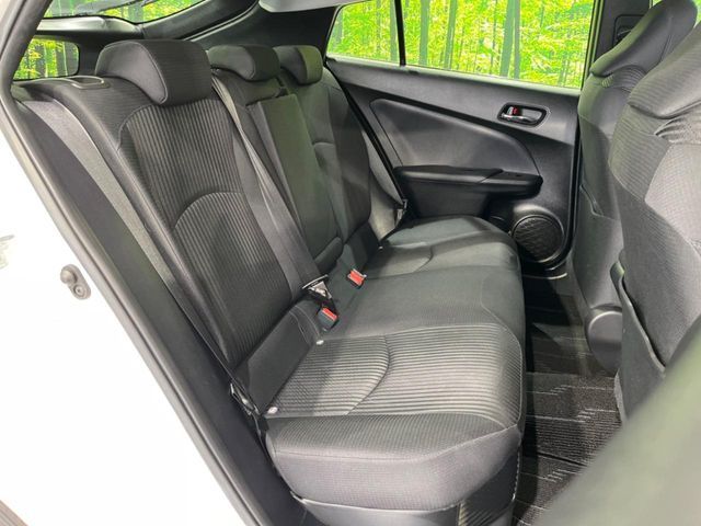 TOYOTA PRIUS 2019 Image 31