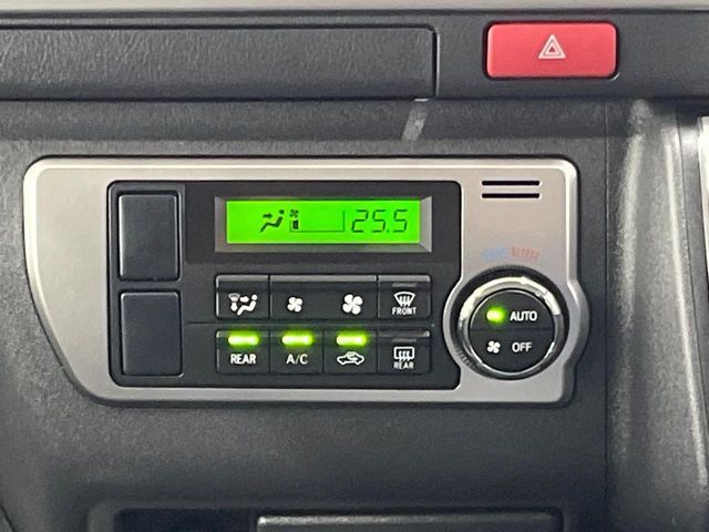 TOYOTA HIACE VAN 2WD 2025 Image 31