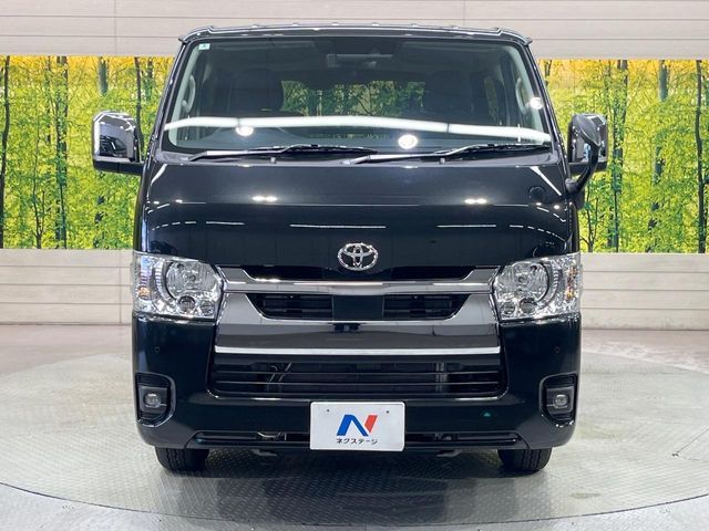 TOYOTA HIACE VAN 2WD 2025 Image 31