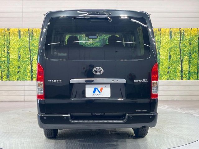 TOYOTA HIACE VAN 2WD 2025 Image 31