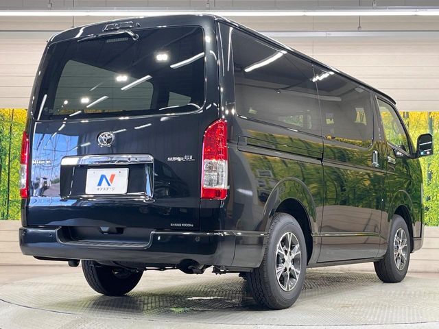 TOYOTA HIACE VAN 2WD 2025 Image 31