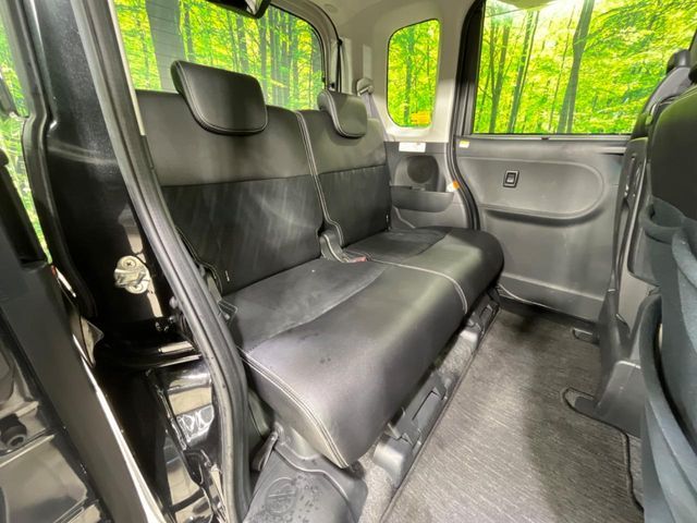 DAIHATSU TANTO CUSTOM 2017 Image 31