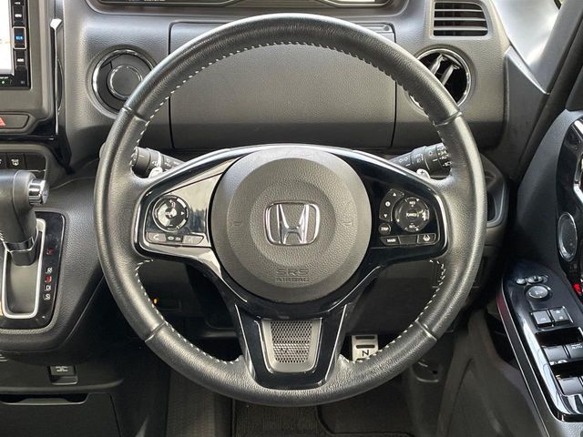 HONDA N BOX CUSTOM 2021 Image 31