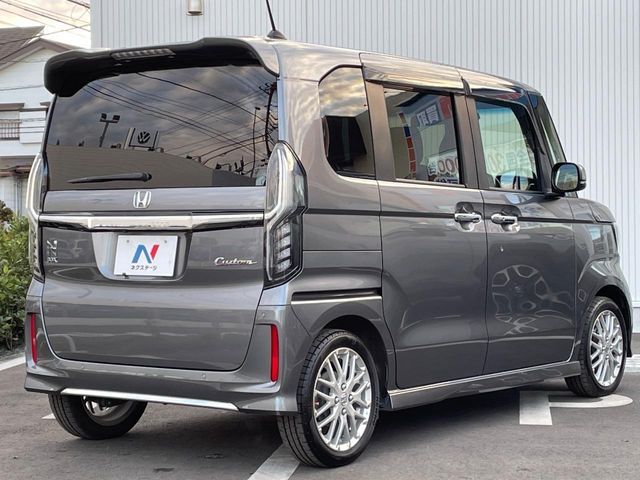 HONDA N BOX CUSTOM 2021 Image 31