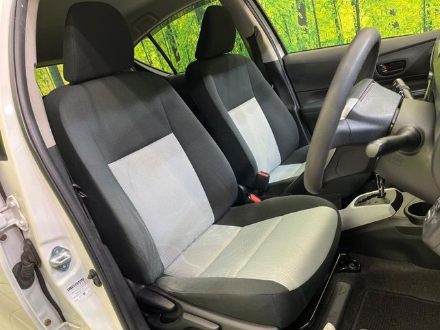 TOYOTA AQUA 2013 Image 31