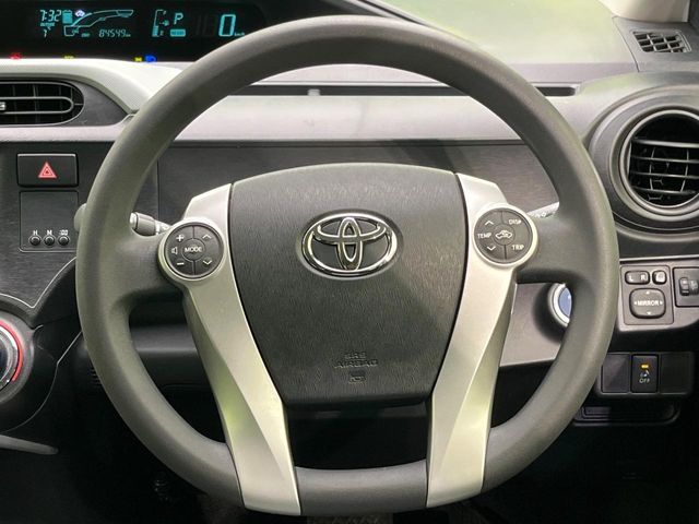 TOYOTA AQUA 2013 Image 31