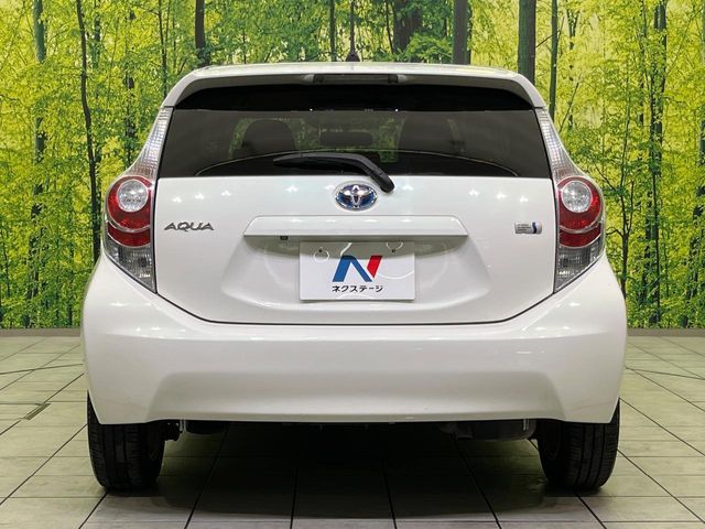 TOYOTA AQUA 2013 Image 31