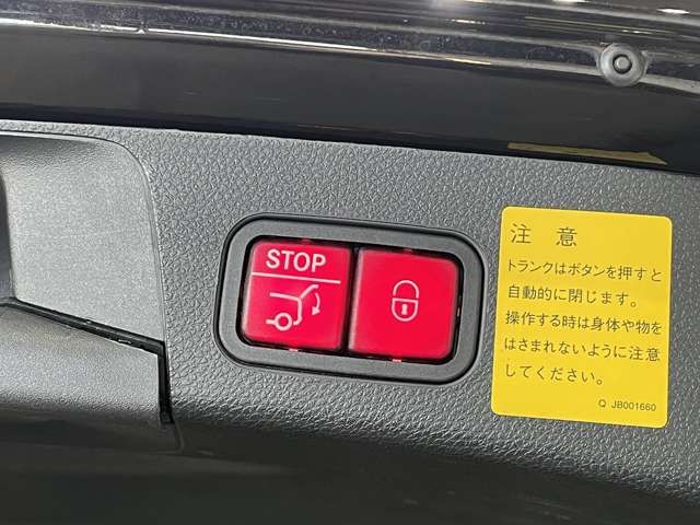 MERCEDES BENZ C CLAS 2016 Image 31