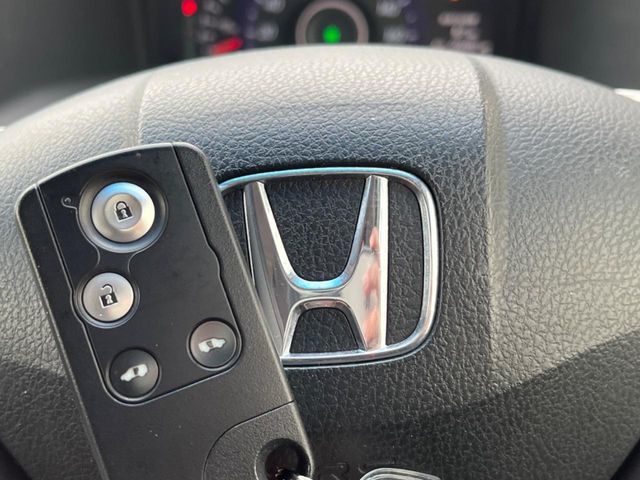 HONDA STEPWAGON SPADA 2013 Image 31